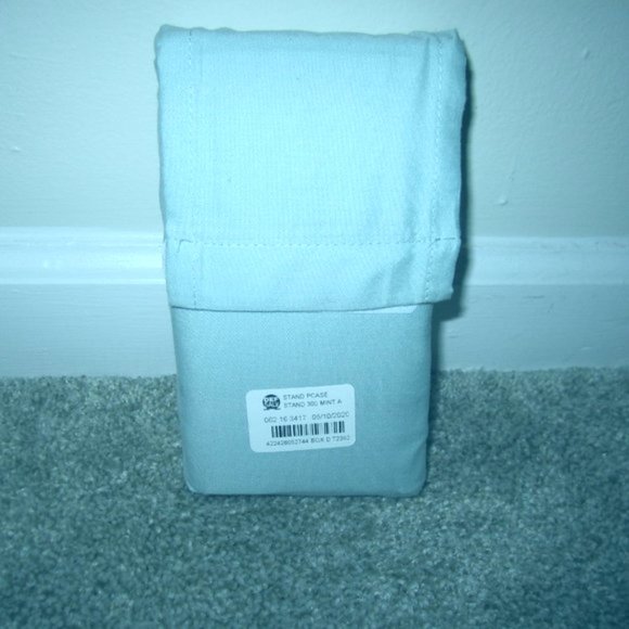 2 New Standard Pillowcases